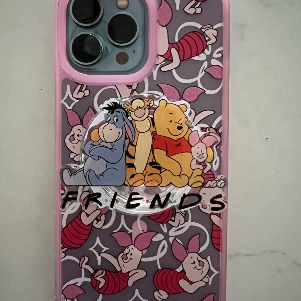 Winnie the Pooh and friends PHONE GRIP